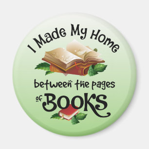 Aimant J'ai fait ma maison entre les pages des livres