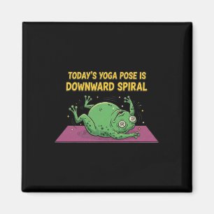 Aimant La pose de yoga d'aujourd'hui est la spirale desce