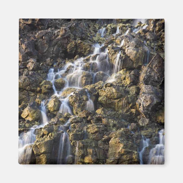 Aimant La saumure tombe de la roche volcanique chute de 2 (Devant)