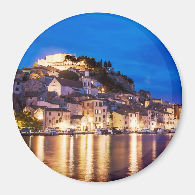 Aimant La ville croate de Sibenik la nuit (Devant)
