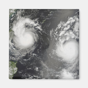 Aimant Le typhon Saomai et la tempête tropicale Bopha