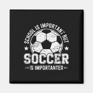 Aimant L'école est importante mais le football est encore