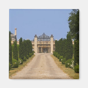 Aimant L'entrée imposante du Château Haut Sarpe, la