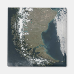 Aimant Les Andes rocailleux et couronnés de neige