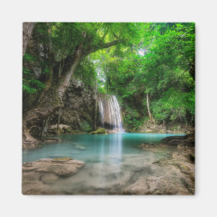 Aimant Les cascades   Kanchanaburi, Thaïlande