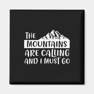 Aimant Les Montagnes Appelent Montagne