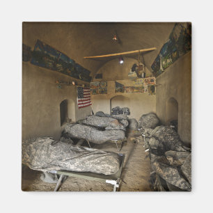 Aimant Les soldats des USA dorment dans une maison