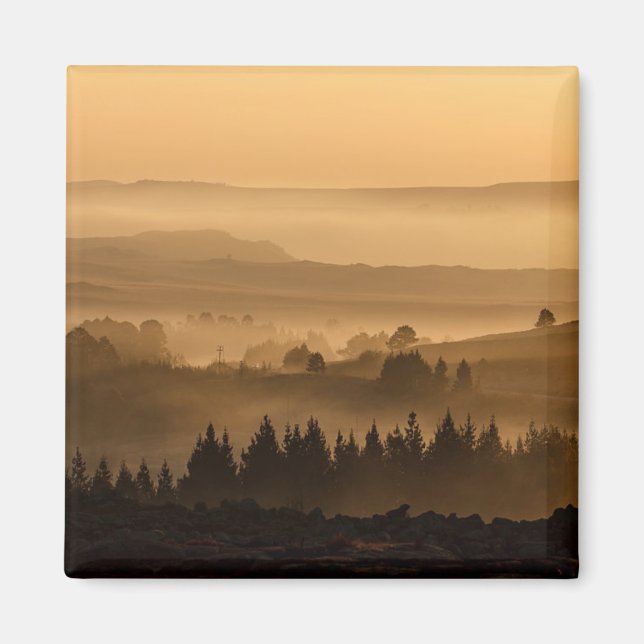 Aimant Lever De Soleil Sur Le Paysage De Misty Rolling Hi (Devant)