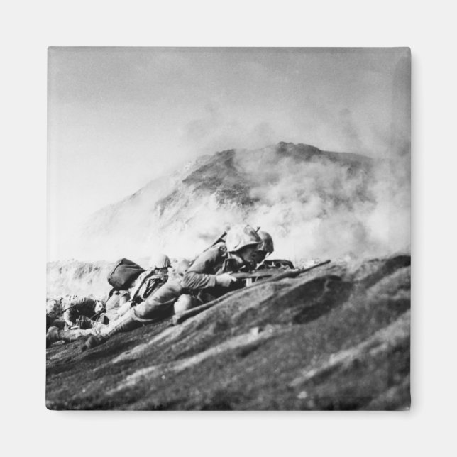 Aimant Marines 2ème guerre mondiale sur Iwo Jima Beachhea (Devant)
