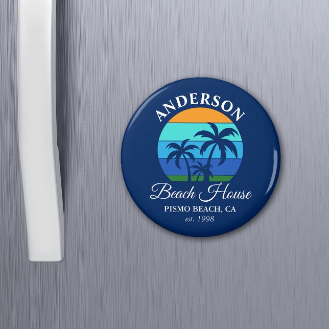 Aimant Nom de famille Beach House Sun Palm Trees Blue (Customize to change text size, text style or background color.)