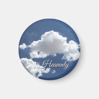 Aimant Nuages Célestes dans un Ciel Bleu