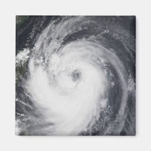 Aimant Ouragan Chaba dans l'océan pacifique occidental