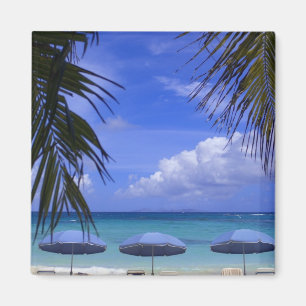 Aimant parasols sur la plage, St-Maarten, Caraïbes