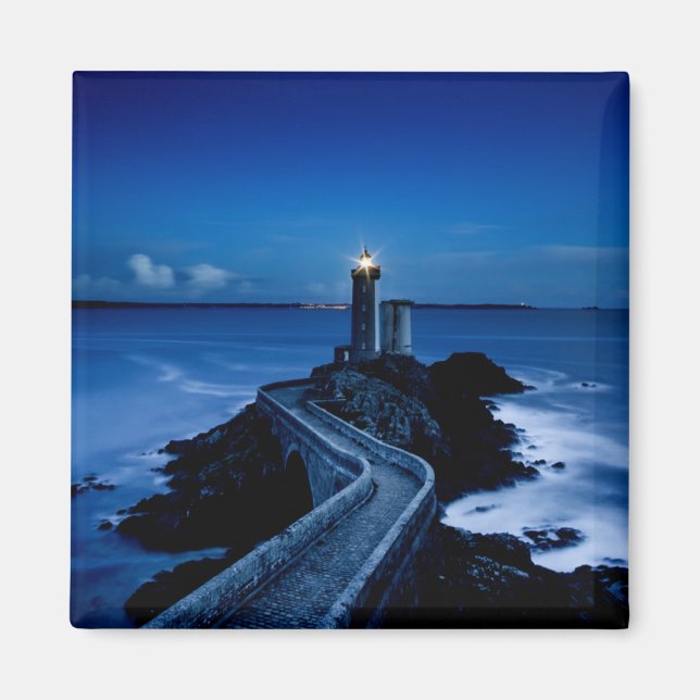 Aimant Phare sur mur dans l'océan la nuit (Devant)