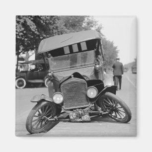 Aimant Pieds Joués, 1922