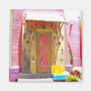 Aimant Pink building collects doorknockers