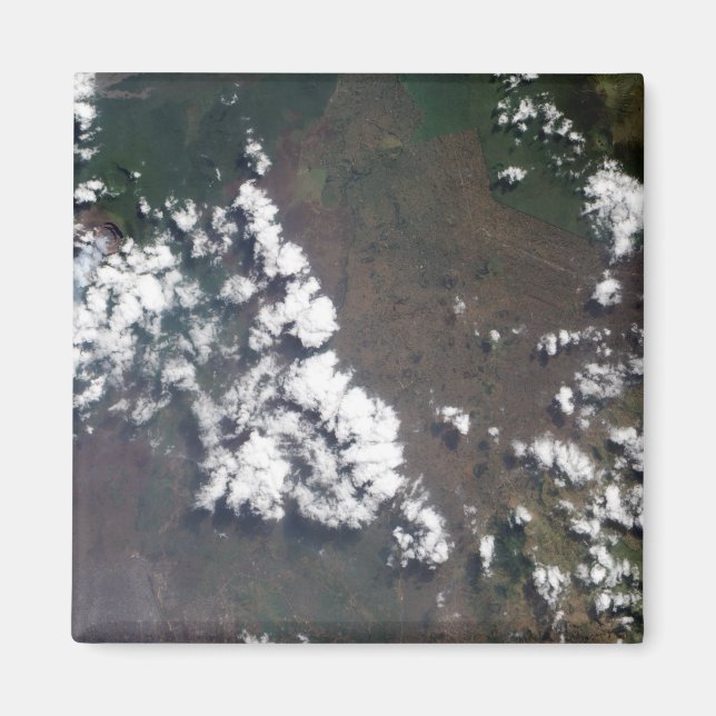 Aimant Plume monte du volcan Nyiragongo en RDC (Devant)