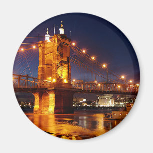 Aimant Pont sur la rivière Ohio à Cincinnati dans l'Ohio