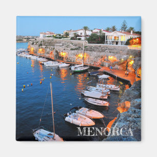 aimant port d'Est Castell en Menorca