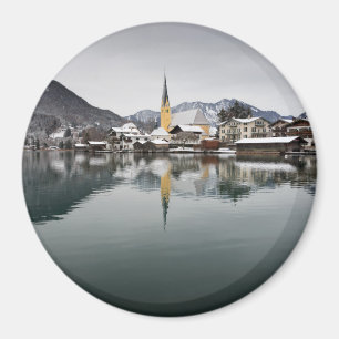 Aimant Rottach-Egern chez le Tegernsee, Bavière en hiver
