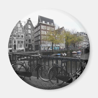 Aimant rue Amsterdam