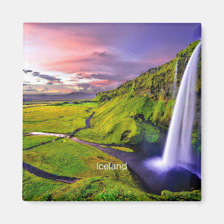 Aimant Seljalandfoss, Islande