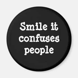 Aimant Sourire il confond l'aimant de personnes