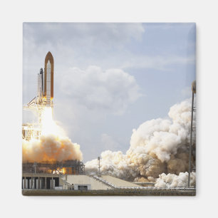 Aimant Space Shuttle Atlantis se lève sur 21
