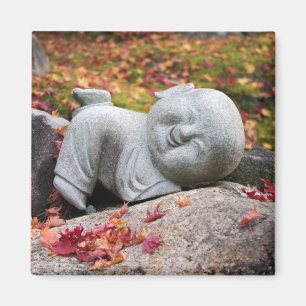 Aimant Statue japonaise drôle de moine avec le feuille