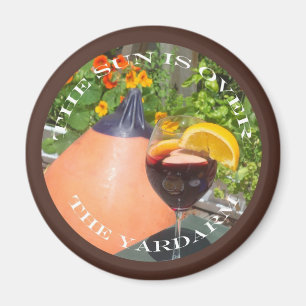 Aimant Sun au-dessus de l'extrémité d'une vergue carré