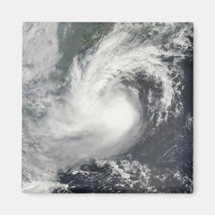 Aimant Tempête tropicale Parme approchant la Chine et le 