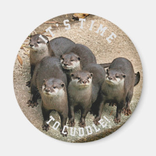 Aimant Temps mignon de caresse de la famille   de loutre