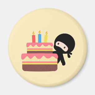 Aimant Tiny Ninja Derrière le gâteau d'anniversaire Jaune