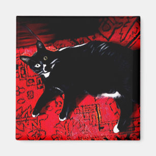 Aimant Tuxedo Kitty sur l'aimant Red Rug