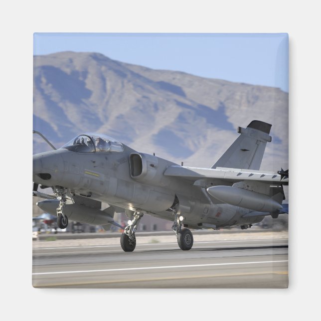 Aimant Un chasseur AMX de l'armée de l'air italienne (Devant)