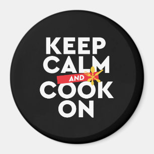 Aimant Un chef de Cuisine amusant qui se calme et cuisine