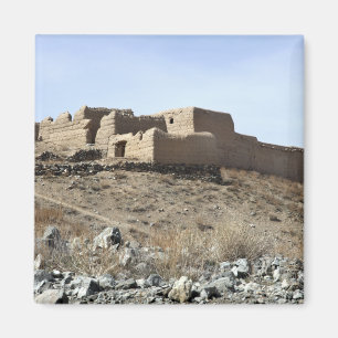 Aimant Un composé enrichi dans le village d'Akbar KH