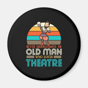Aimant Vieux Homme qui aime le théâtre