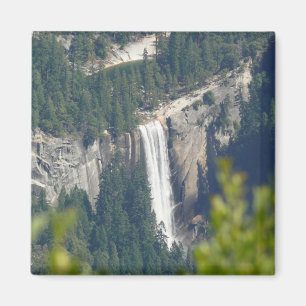 Aimant View of Vernal Falls from Glacier Point