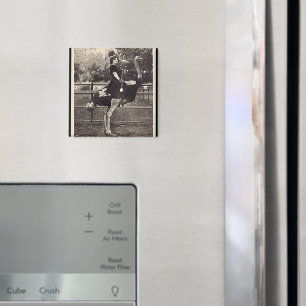 Aimant Vintage Broadway Actrice chevauchant une autruche