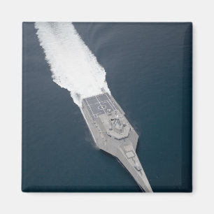 Aimant Vue aérienne du bateau de combat littoral