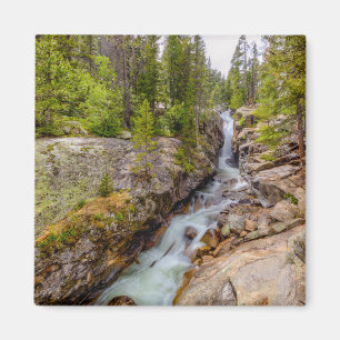 Aimant Waterfall & River Cascade