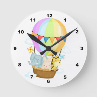 Air Balloon with Animals Nursery Wall Clock Runde Wanduhr