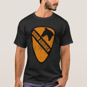 Air Cav Vietnam Door Gunner erschüttert T-Shirt
