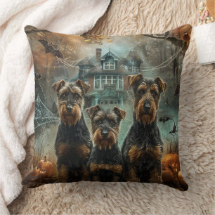 Airedale Halloween-Nacht Hundevergnügen Kissen