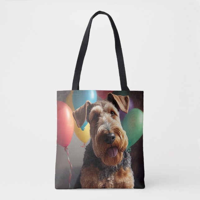 Airedale Hund mit Kuchen und Ballons Tasche (Vorderseite)