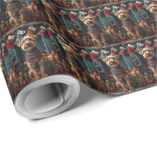 Airedale-Hund mit Weihnachtsgeschenken Kamin Geschenkpapier