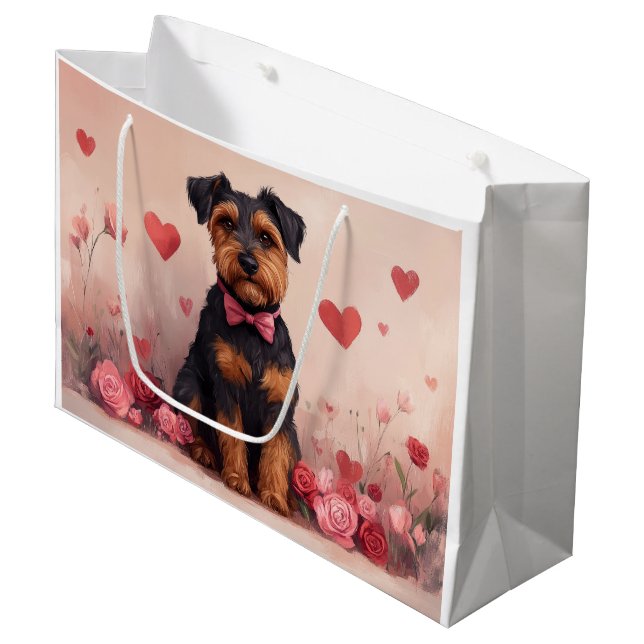 Airedale mit Rose - Valentinstag Große Geschenktüte (Vorderseite Schrägansicht)