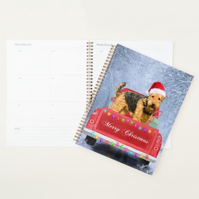 Airedale Terrier Chien en Neige assis à Noël (Devant avec enveloppe)