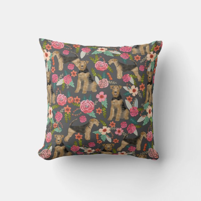 Airedale Terrier Floral Druckkissen aus Holzkohle Kissen (Vorderseite)